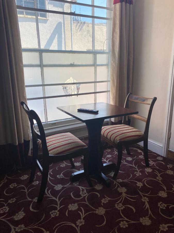 The Tudor Hotel Bridgwater Bagian luar foto