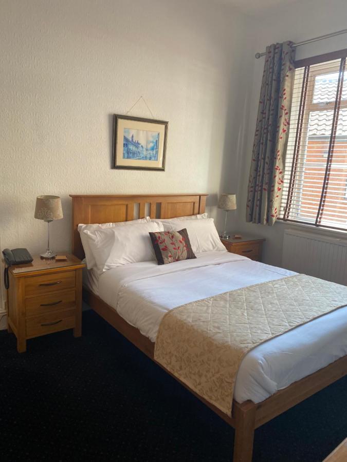 The Tudor Hotel Bridgwater Bagian luar foto
