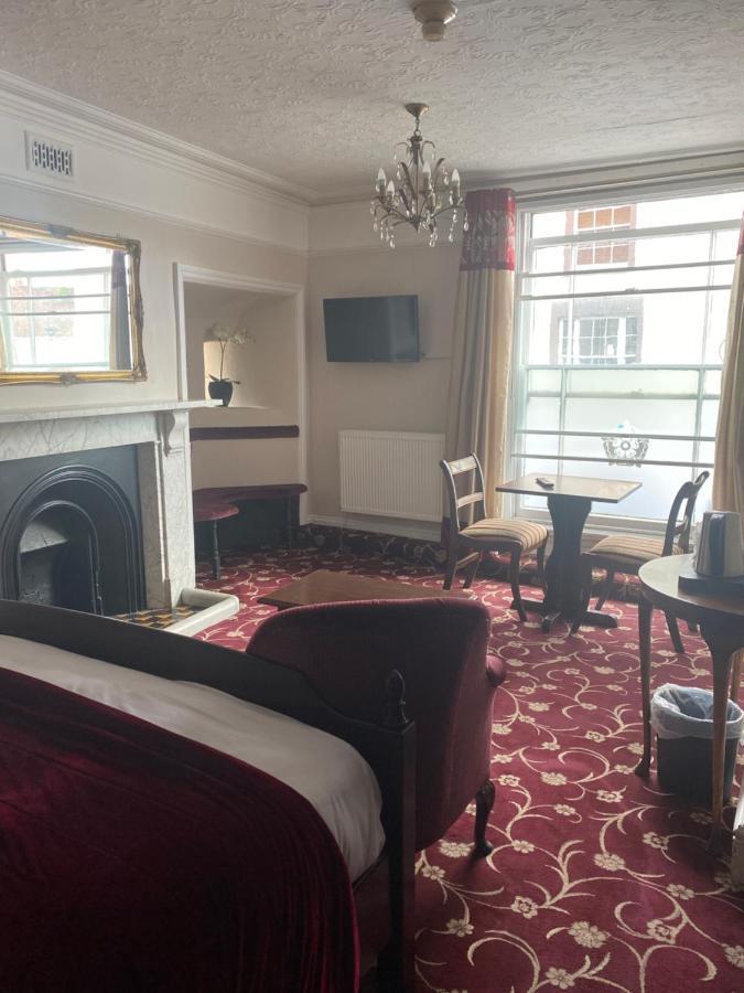 The Tudor Hotel Bridgwater Bagian luar foto