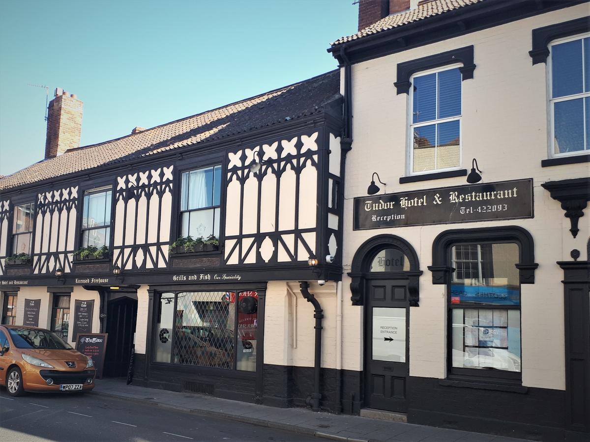 The Tudor Hotel Bridgwater Bagian luar foto